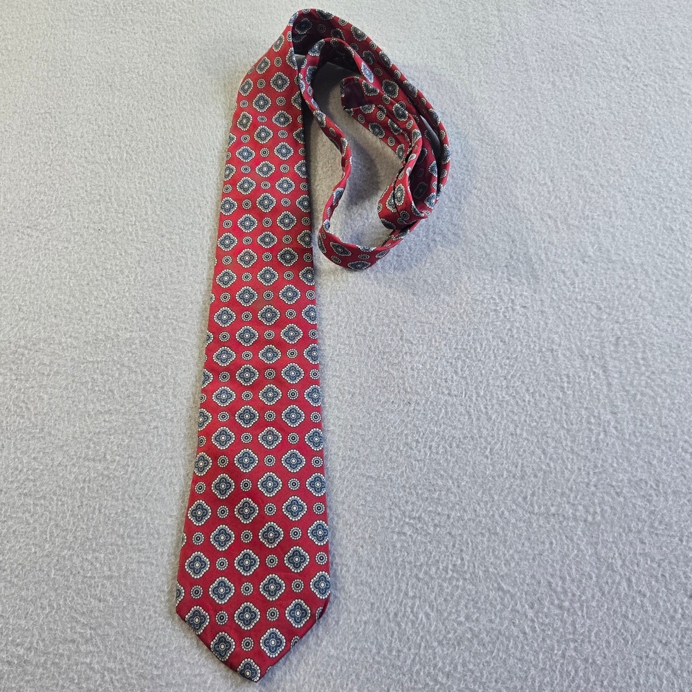 Bert Pulitzer Necktie Mens OS Red Blue Medallion Silk Geometric Made in USA